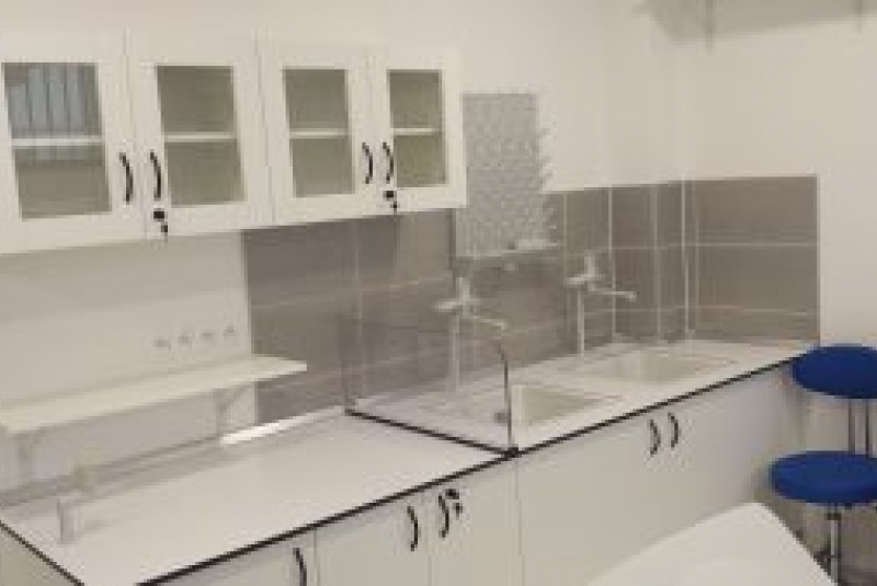 Novinky a články / Otvorenie nových laboratórií CIB - foto