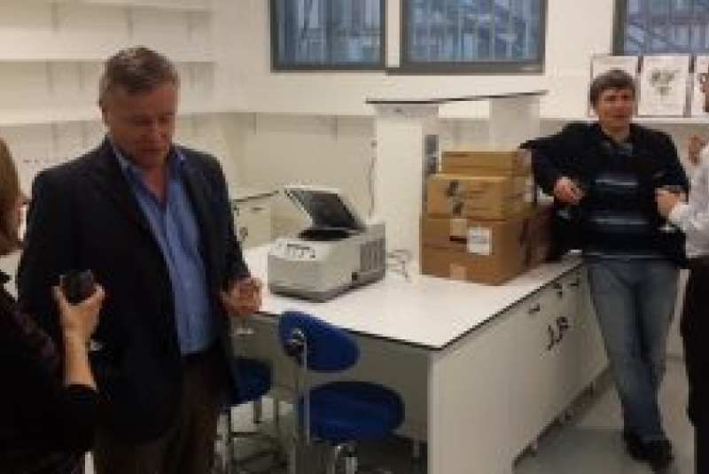 Novinky a články / Otvorenie nových laboratórií CIB - foto