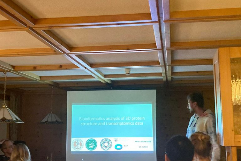 Novinky a články / Workshop On Single-Molecule Protein Folding - foto Novinky a články / Workshop On Single-Molecule Protein Folding - foto